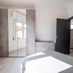 Apartman Smart Life House In The Heart Of