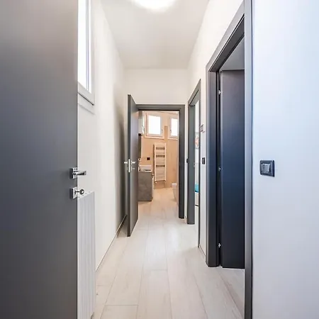 Smart Life House In The Heart Of