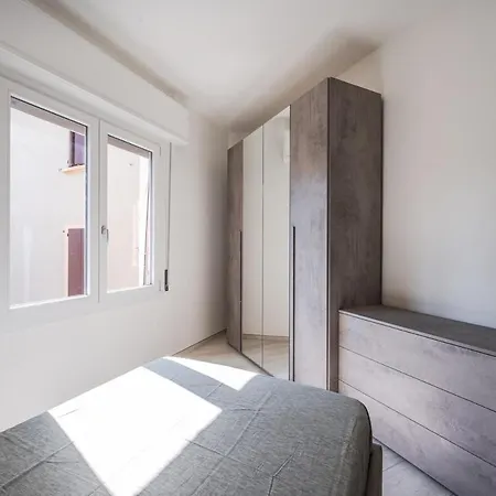 Apartman Smart Life House In The Heart Of Modena