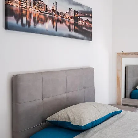 Apartman Smart Life House In The Heart Of